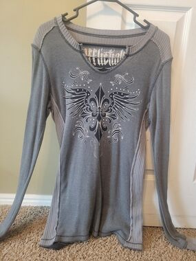 Affliction Women's Gray Long-Sleeve Graphic Thermal Top